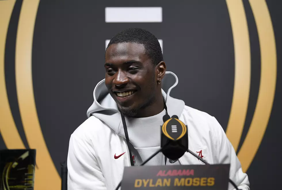 Report: Alabama Loses LB Dylan Moses To Torn ACL