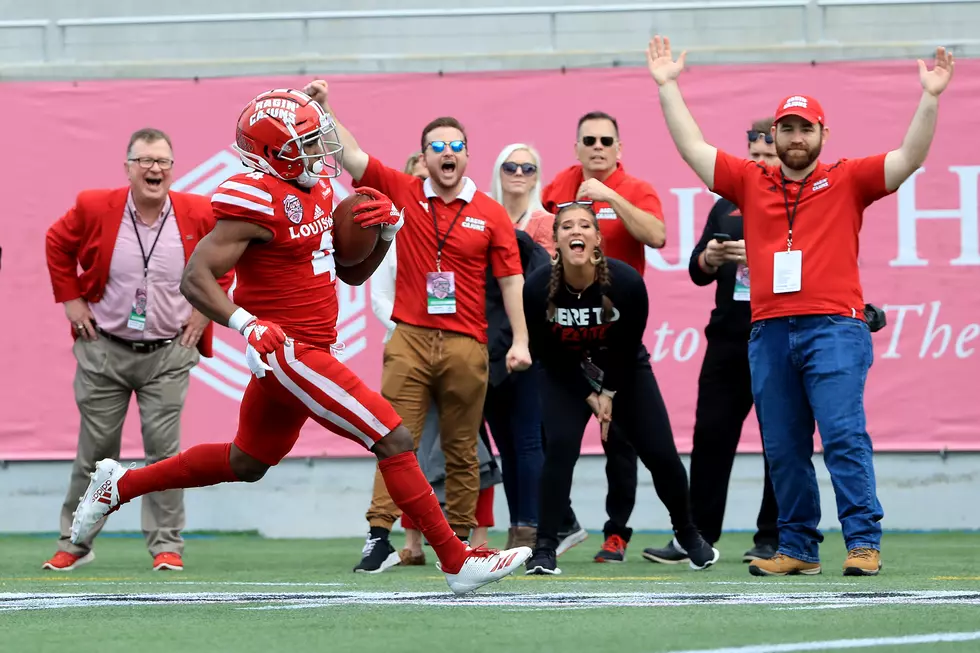 Former UL Running Back Raymond Calais Reps Out 20 Bench Presses