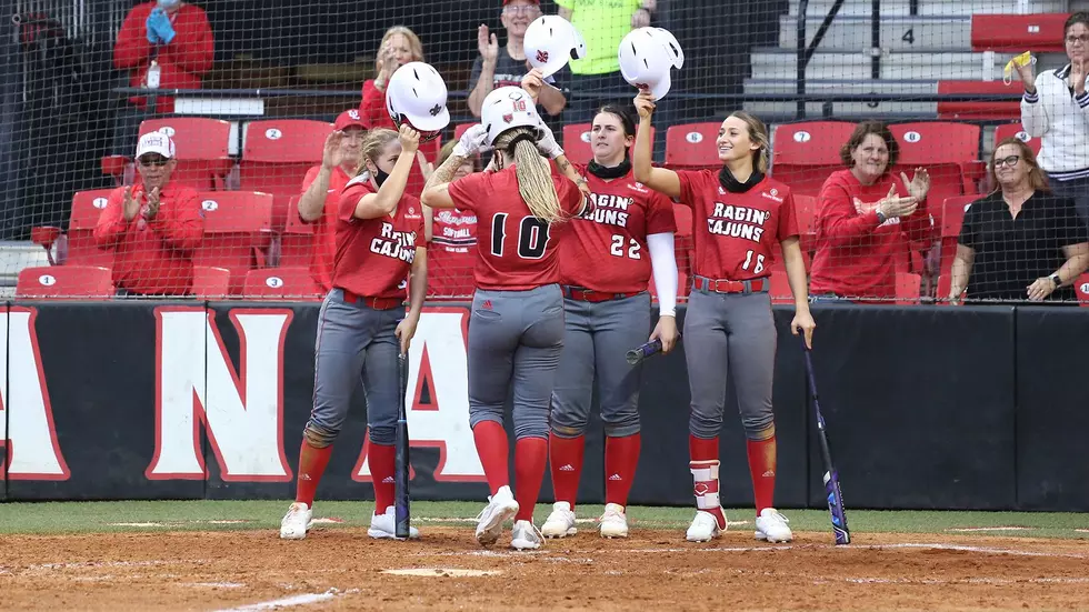 UL Softball Splits Two on Saturday