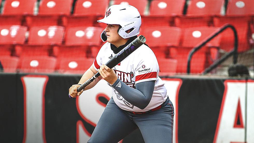 UL Softball Extends Conference Series Win Streak