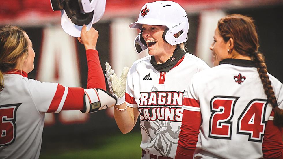 UL Softball Clinches SBC Title With Win