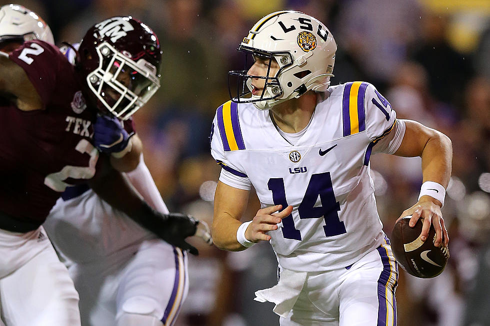 Former LSU Quarterback Max Johnson Transfers to Texas A&#038;M and There&#8217;s An Obvious Reason Why