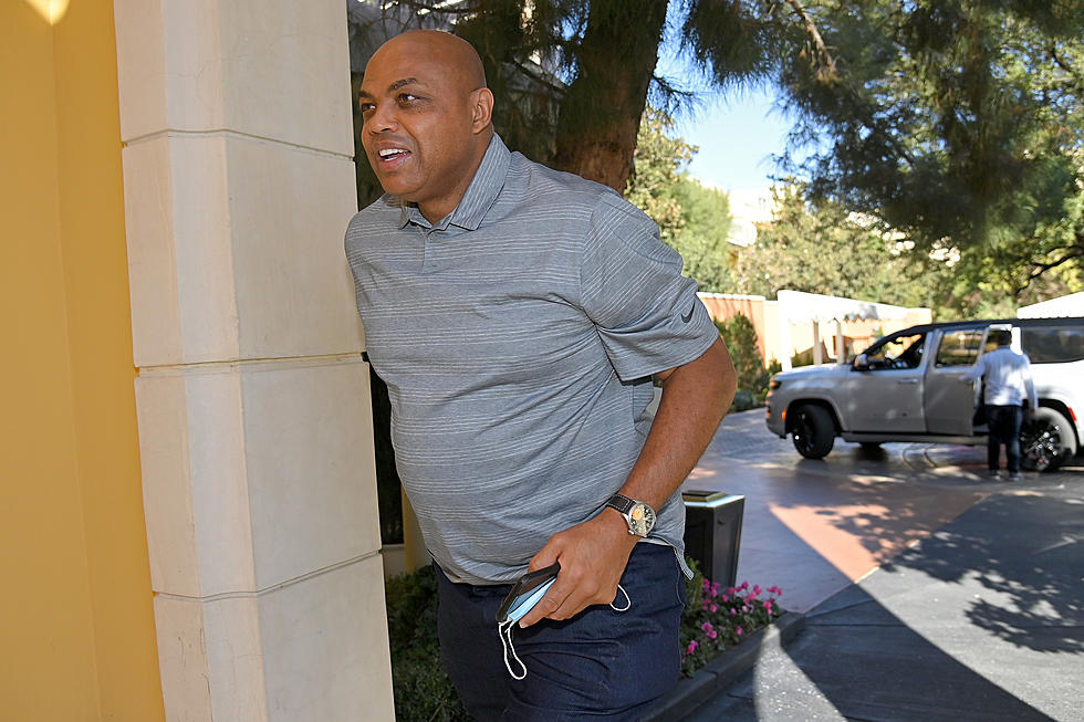 Charles Barkley Does Worst Griddy Dance Of All-Time [Video]