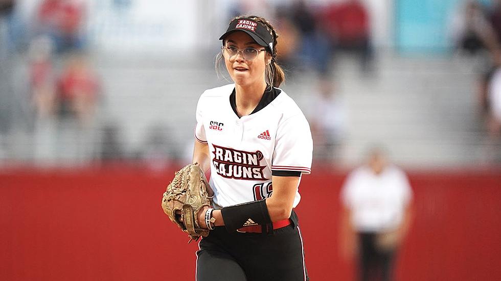 UL Softball Tops #25 Illinois in Extra Innings