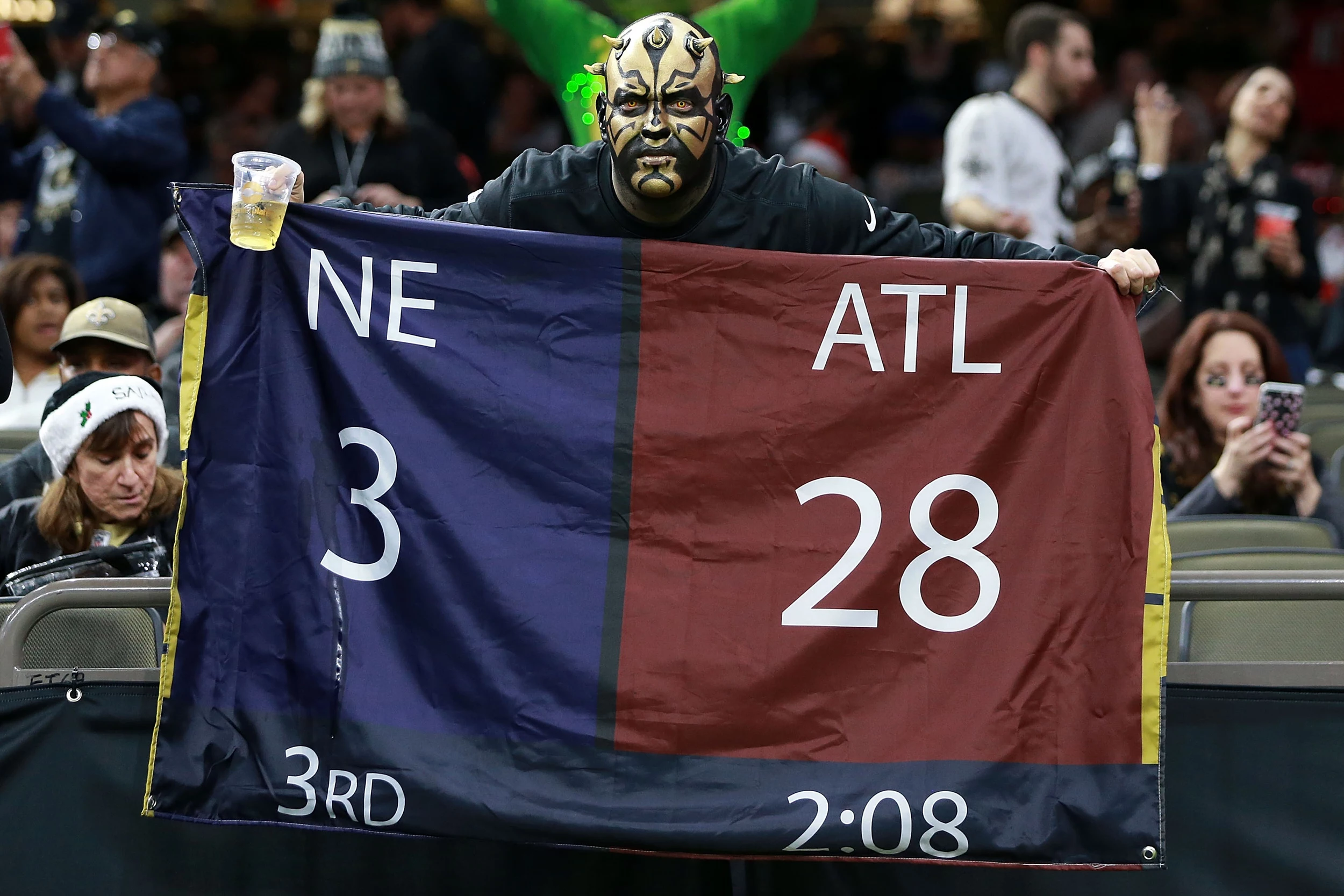 Saints Fans Celebrate New Superdome Sign Trolling Falcons[Photos]