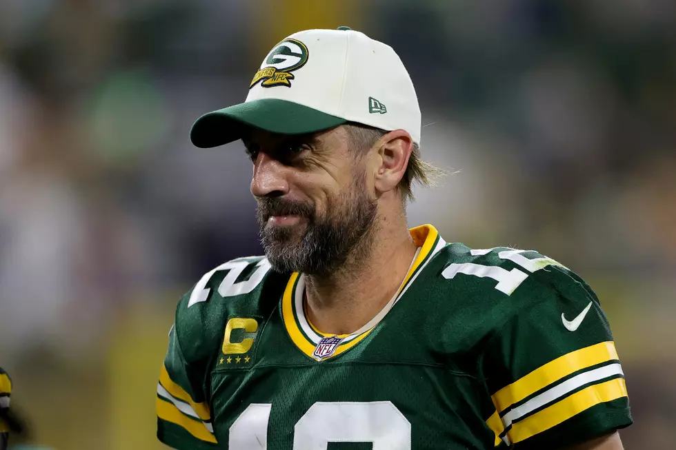 Aaron Rodgers Saw Something He Shouldn’t Have on the Buccaneers Jumbotron