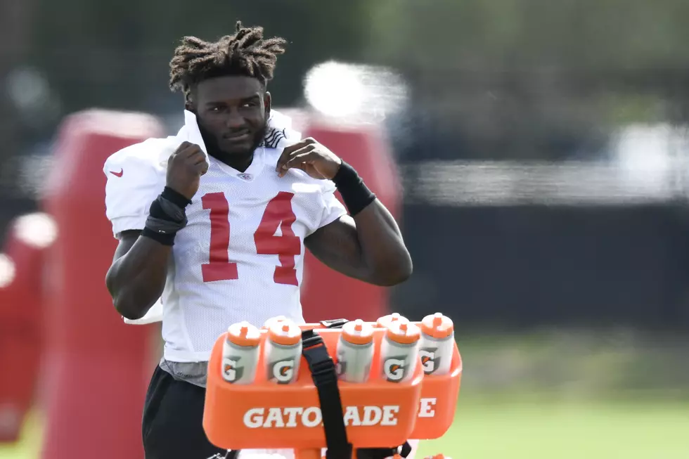 Chris Godwin Calls Out Devin White On His Comments About Jameis Winston