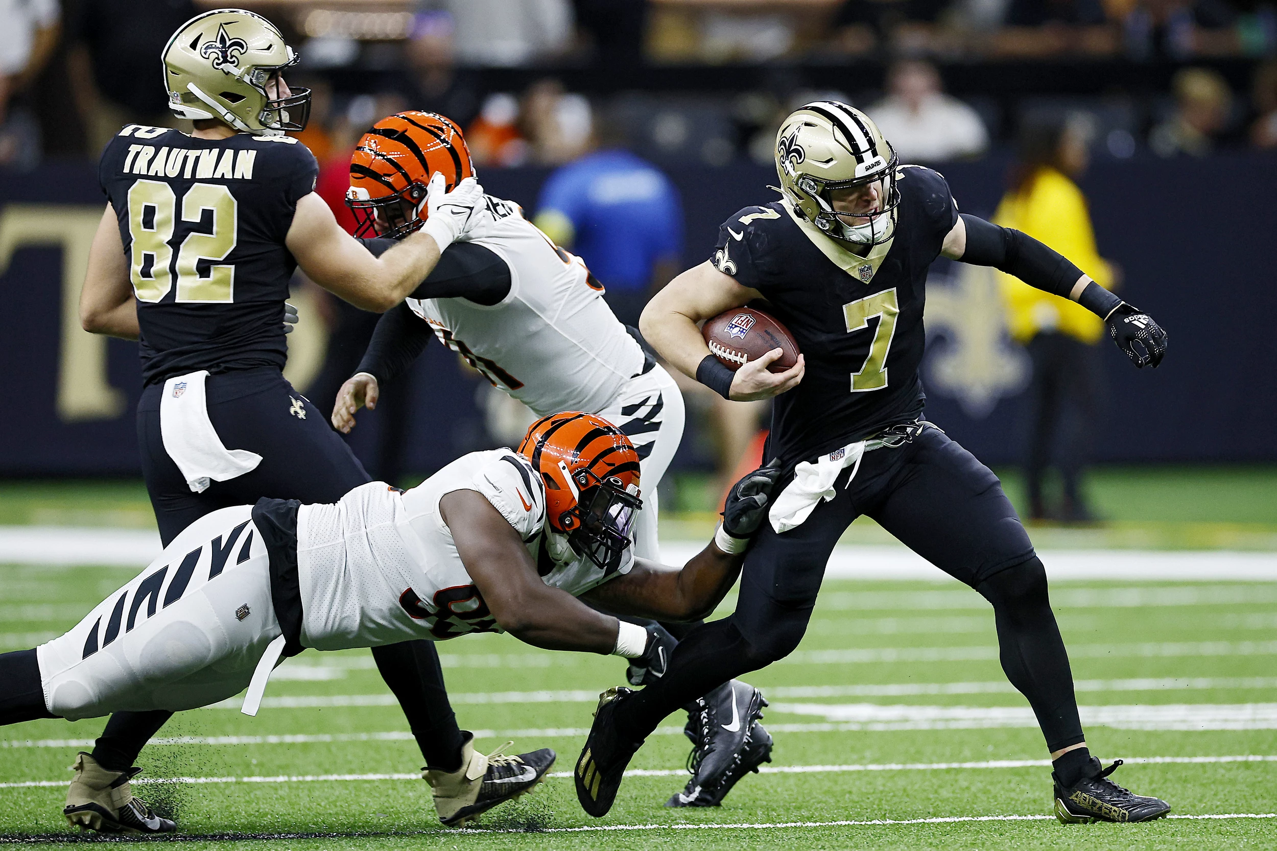 Burrow, Chase lead Bengals past Saints, 30-26