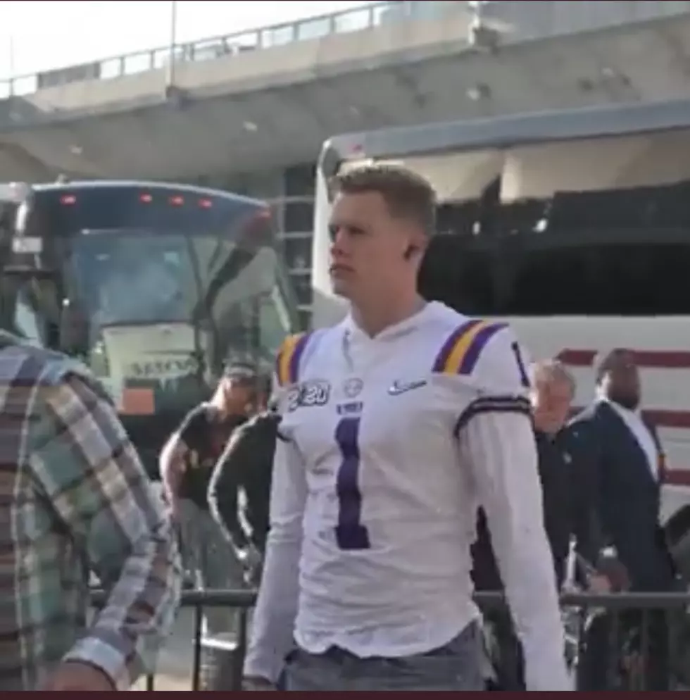 Look: Joe Burrow Rocks A National Championship Jersey In His Return To The Dome