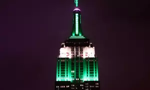New Yorkers Are Mad at the Empire State Building for Lighting...