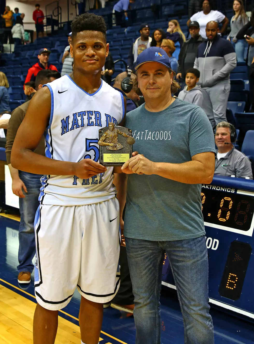 Elijah Mitchell’s MVP Performance Helps Mater Dei Prep Repeat as SCT Champs