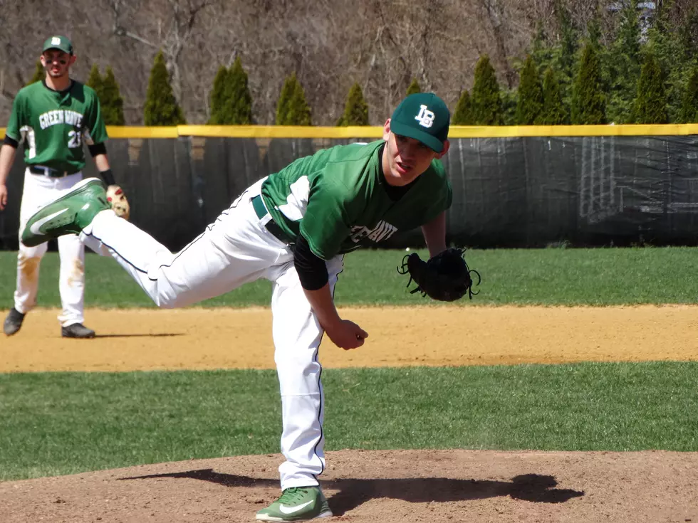 Thrill Ride: Green Wave Rides Past SJV in Extras