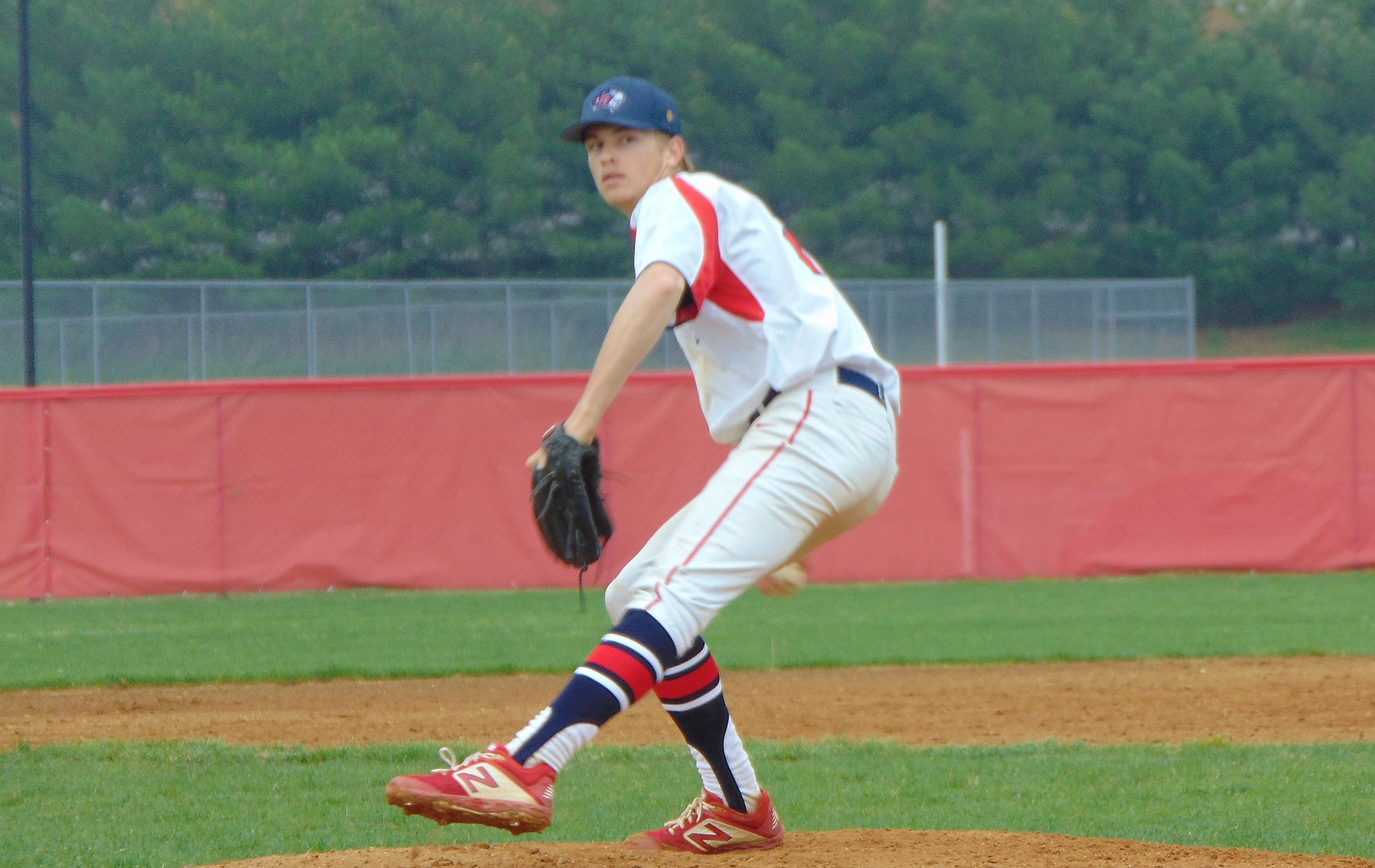 Dan Keenan Pitches Jackson Liberty Past Donovan Catholic