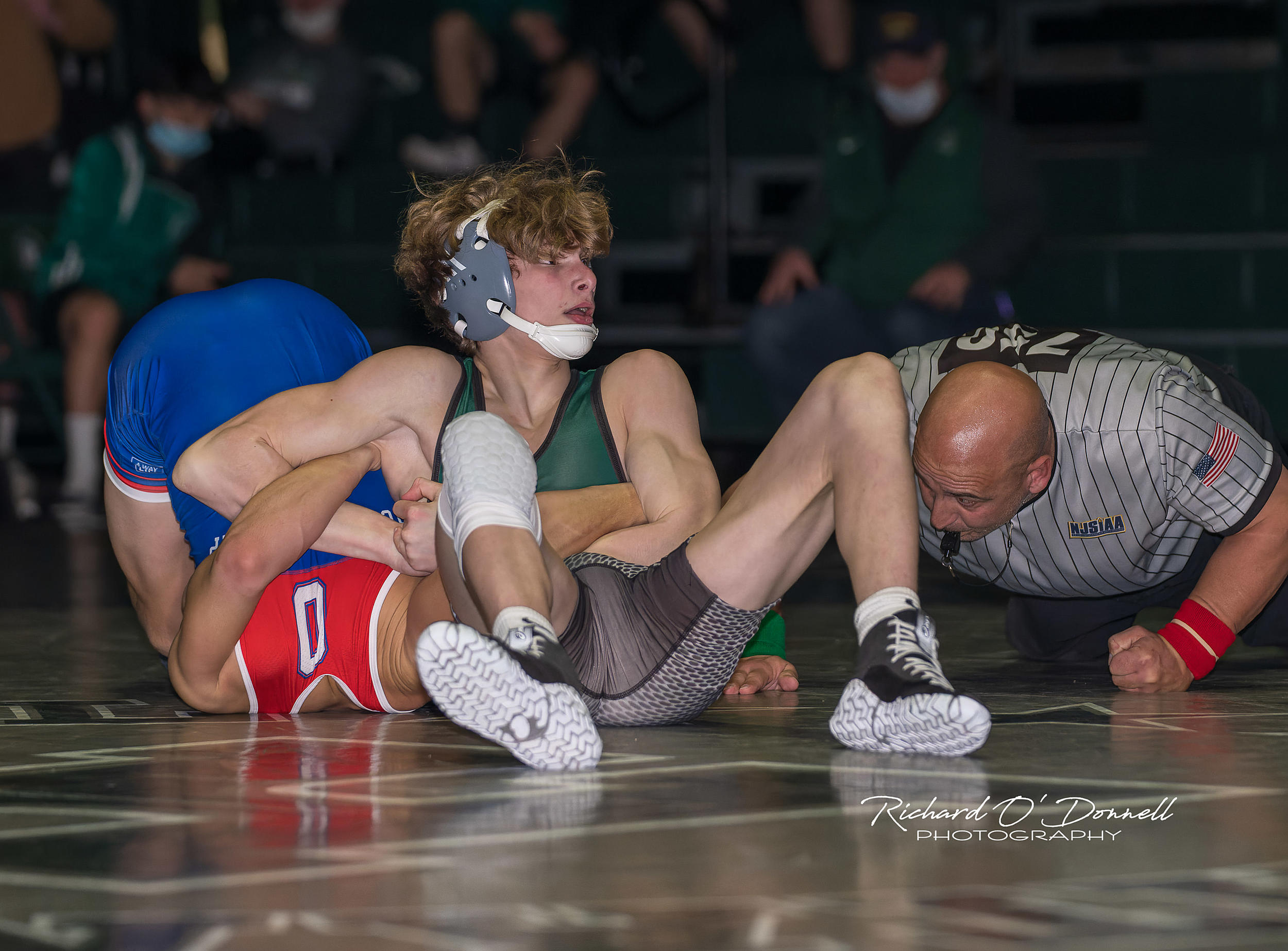 Who leads N.J. wrestling in pins and other bonus-point wins