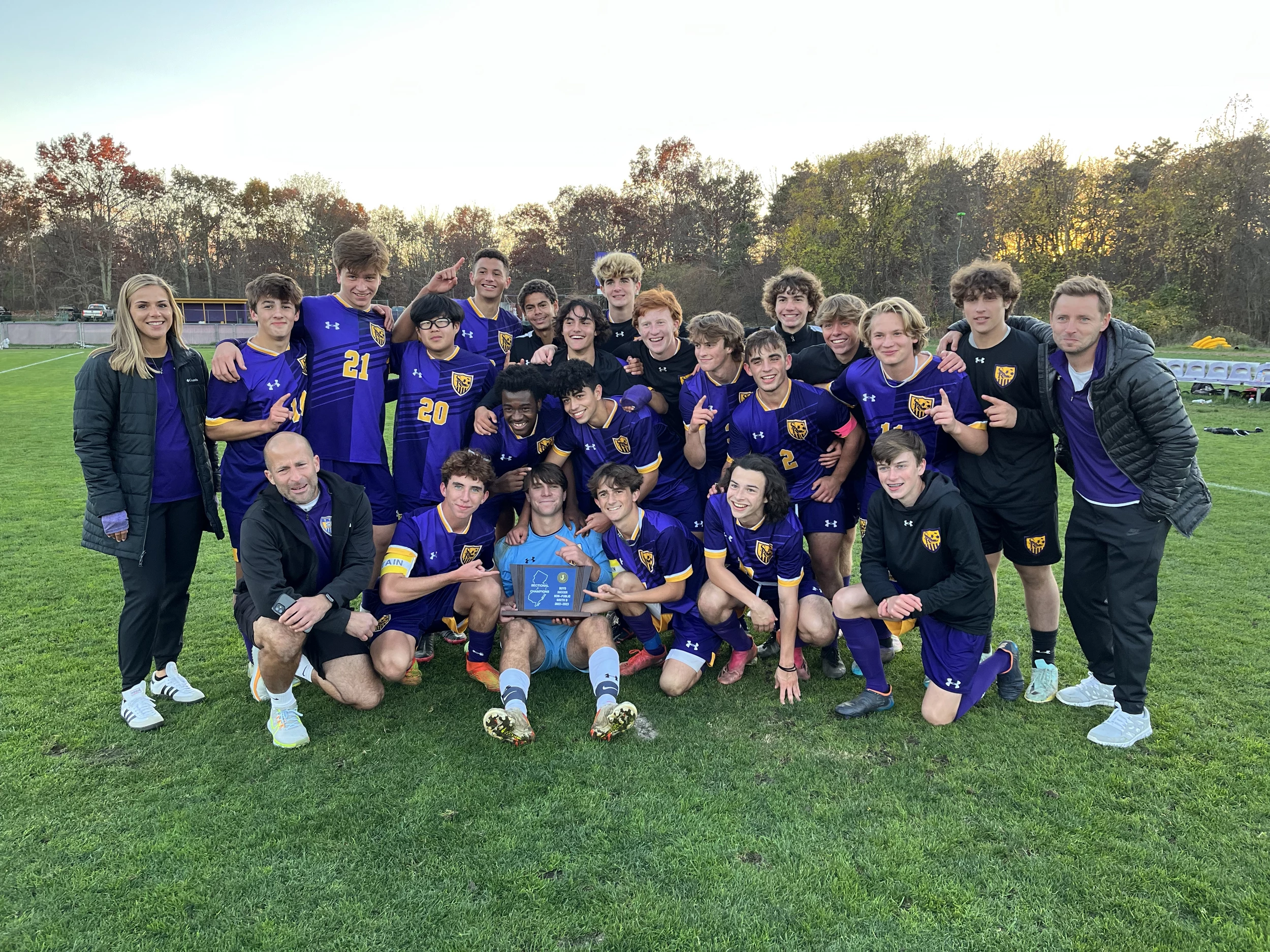 2500px x 1875px - Coming up Roses: St. Rose wins Non-Public B South title in PKs