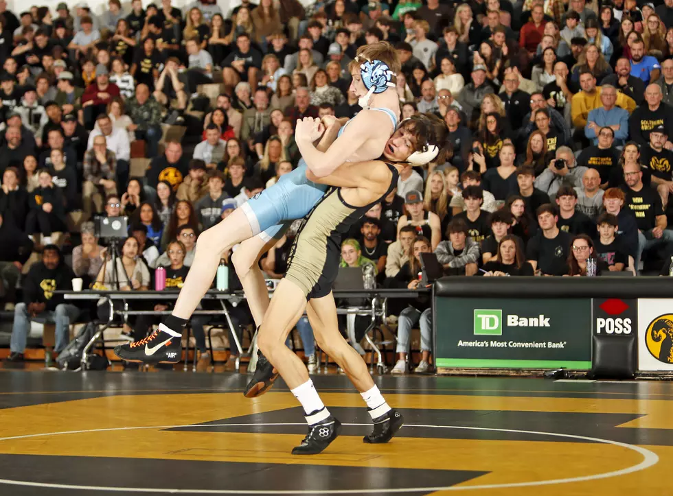 A Night to Remember: Scottie Sari&#8217;s dramatic pin helps No. 2 Southern vanquish No. 1 CBA in dramatic showdown
