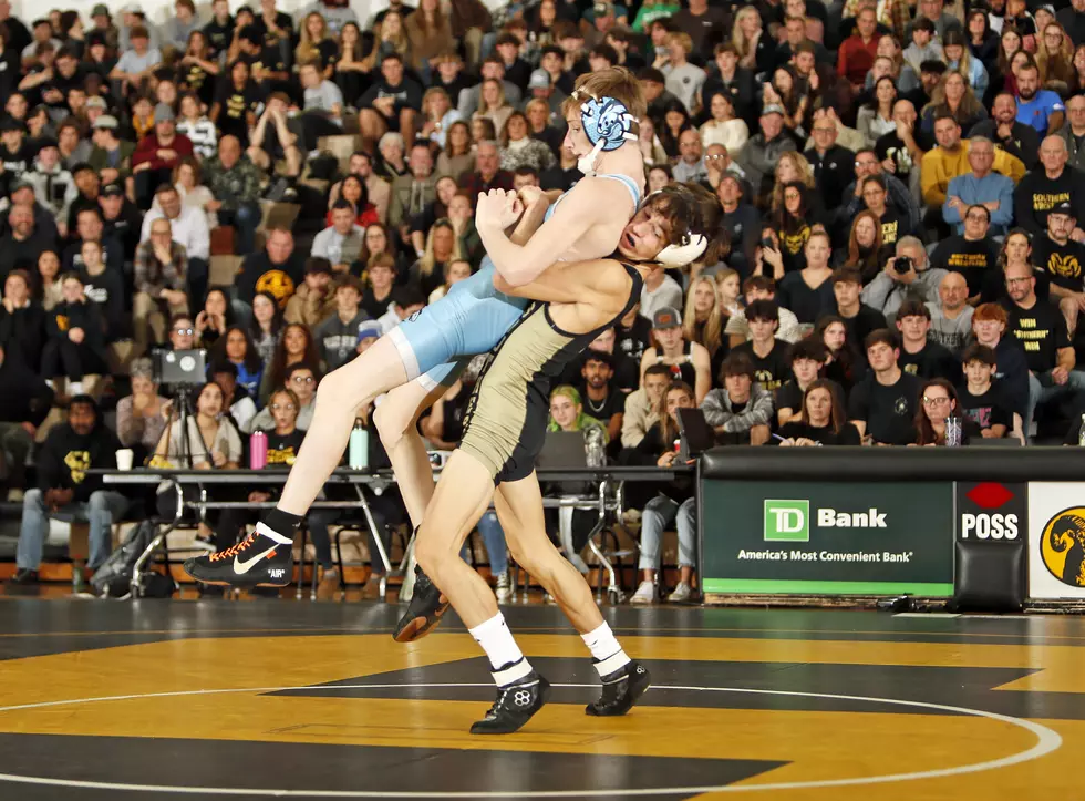 Sari's Pin Lifts No. 2 Southern Past No. 1 CBA in Epic Showdown