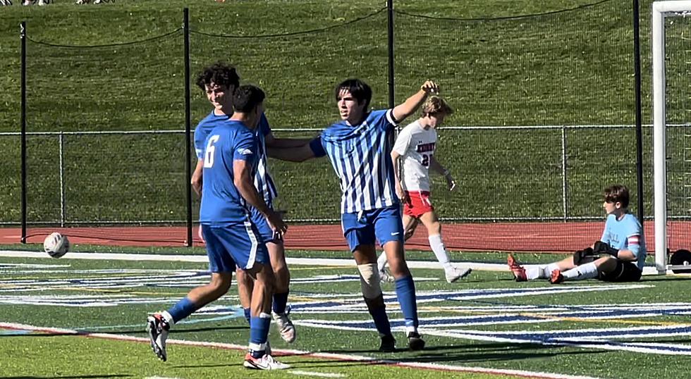 Boys Soccer &#8211; Weiner Delivers, Holmdel Beats Wall to Reach Central Group 2 Semifinals