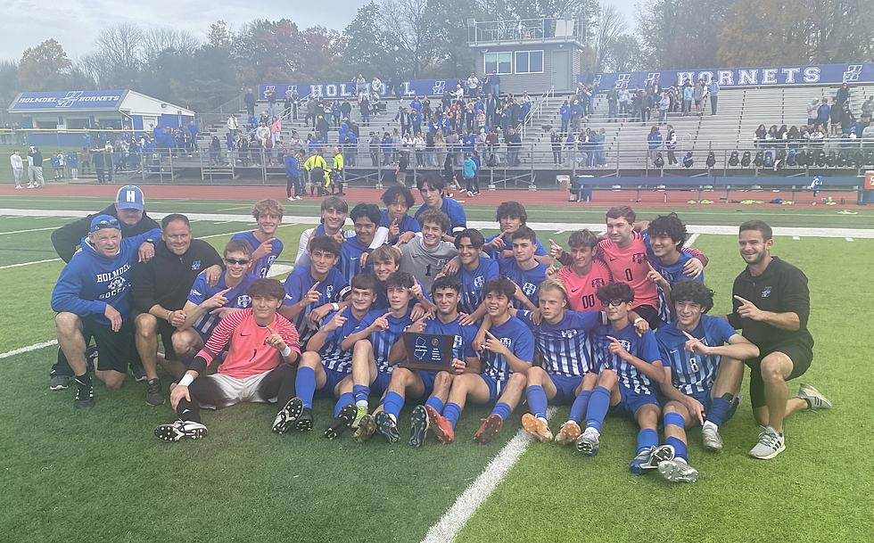 Brusco Strikes Late, Holmdel Repeats at Central Group 2 Champs