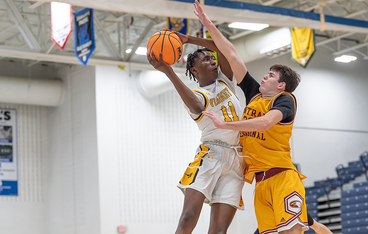 2024 Boys Basketball SCT: Team Analysis and First Round Predictions