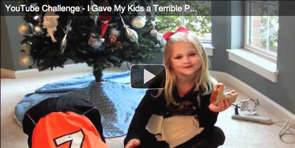 Christmas Prank – Parents Give Kids Terrible Presents [VIDEO]