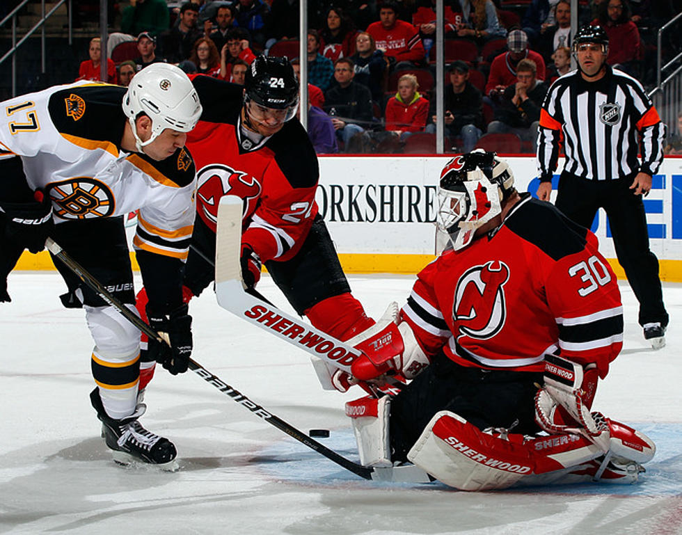 Bergeron Scores Twice in Bruins’ Rout of Devils