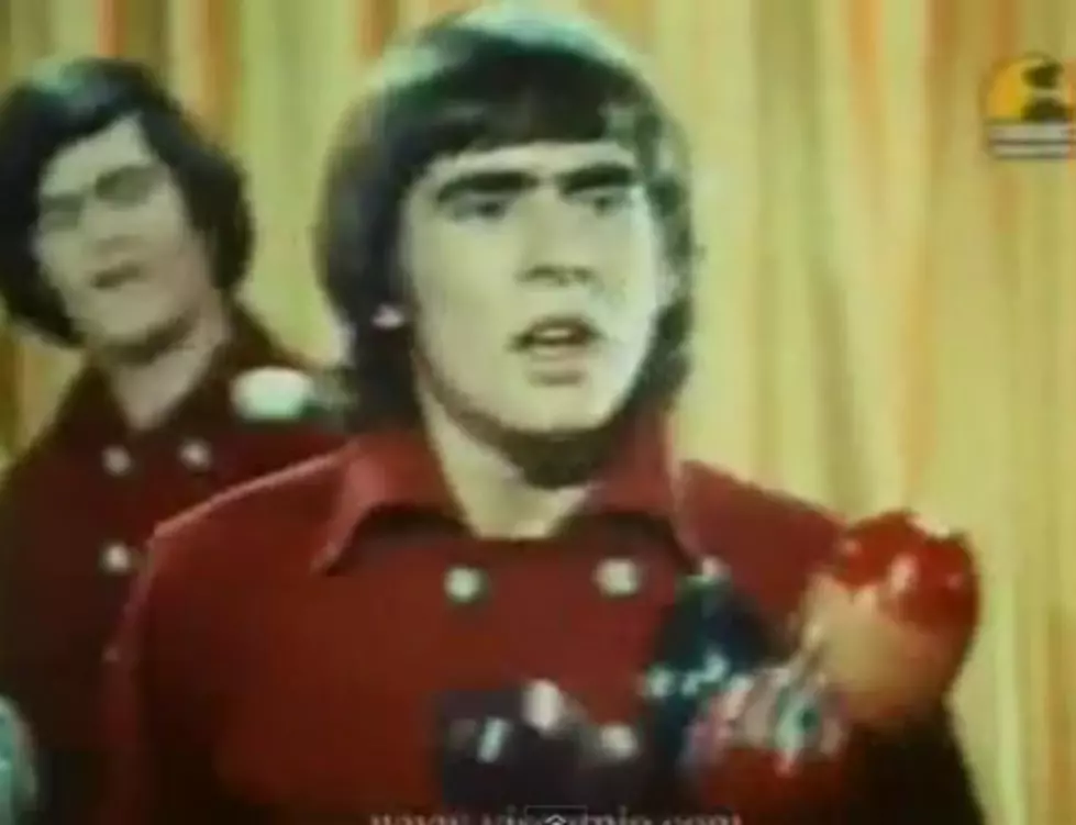 Davy Jones &#8211; Who Was Your Biggest Childhood Crush? [VIDEO/POLL]