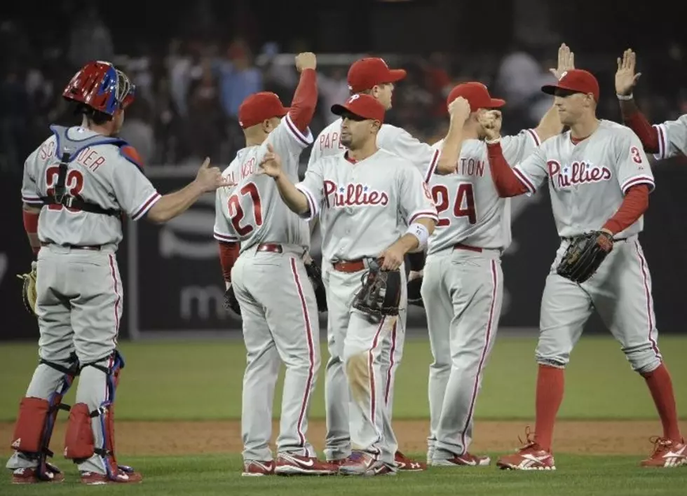 Phillies Rally to Beat Padres