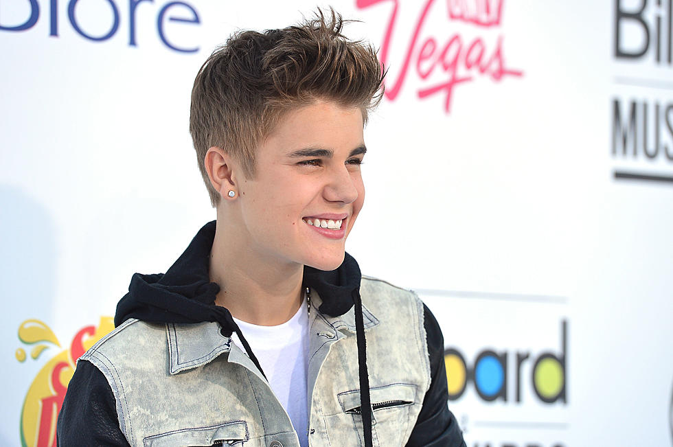 Justin Bieber Gets into Altercation with Paparazzo