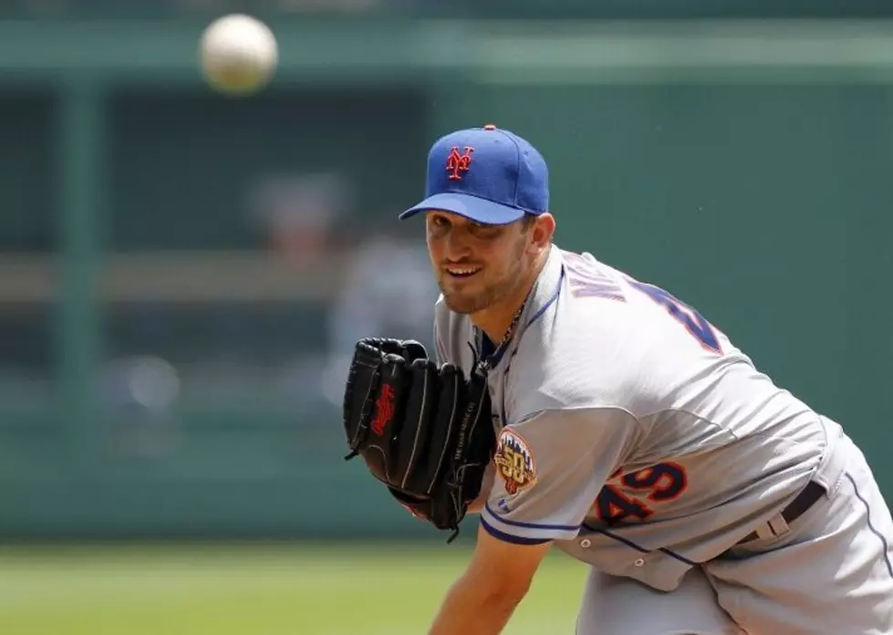 Niese&#8217;s Pitching Leads Mets Over Pirates