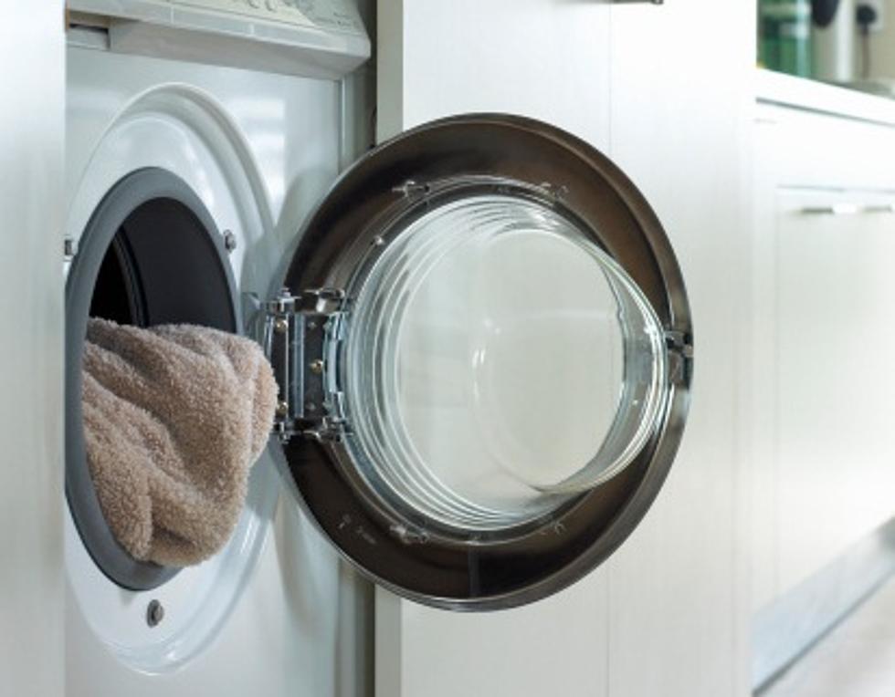 Kid Trapped in Camden Washing Machine [VIDEO]