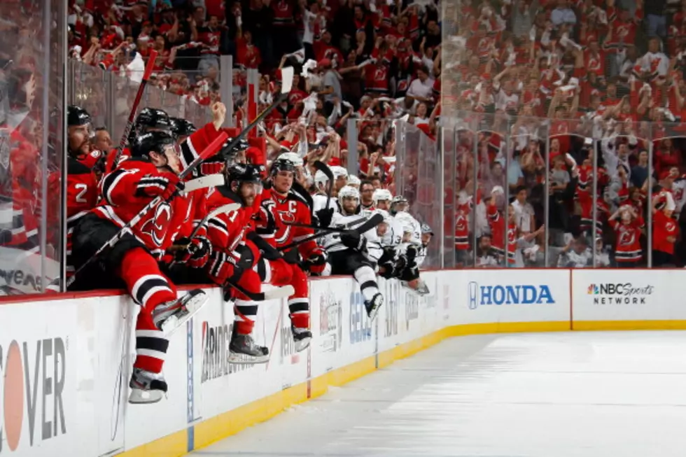 Devils Stay Alive, Top Kings 2-1[VIDEO]