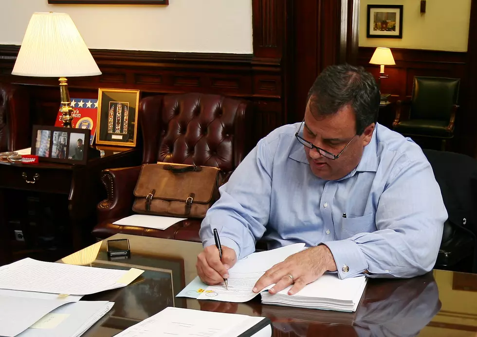 Chris Christie Signs $31.7 Billion State Budget