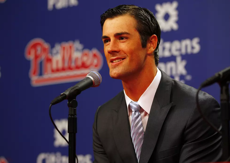 Cole Hamels Signs Six Year Extension with Philadelphia Phillies [VIDEO]