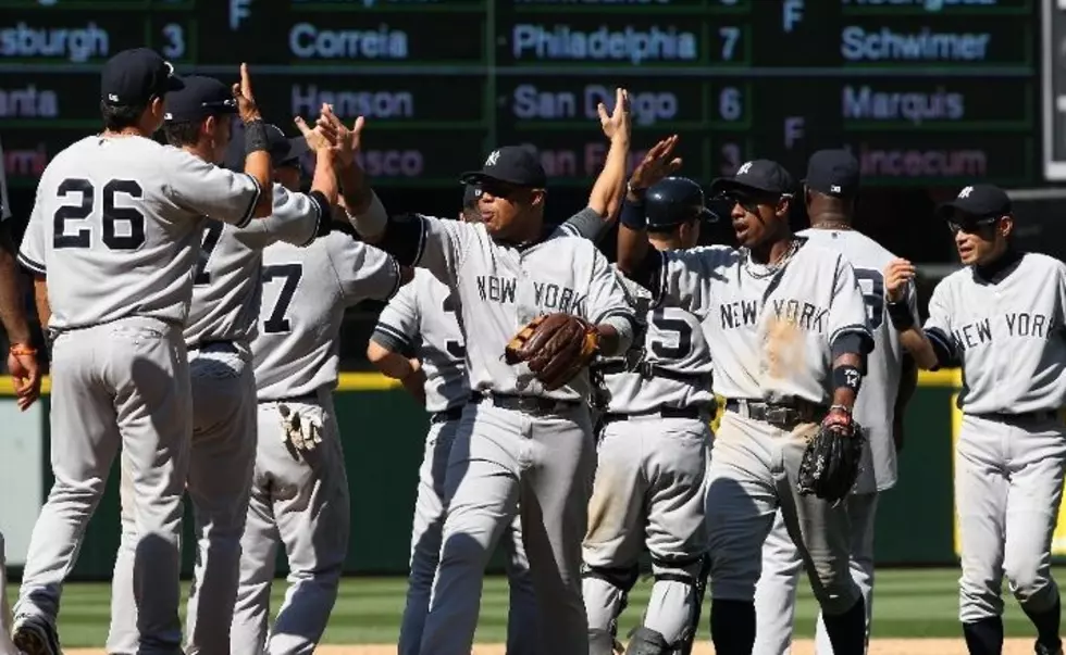 Yankees Rally to Top Mariners