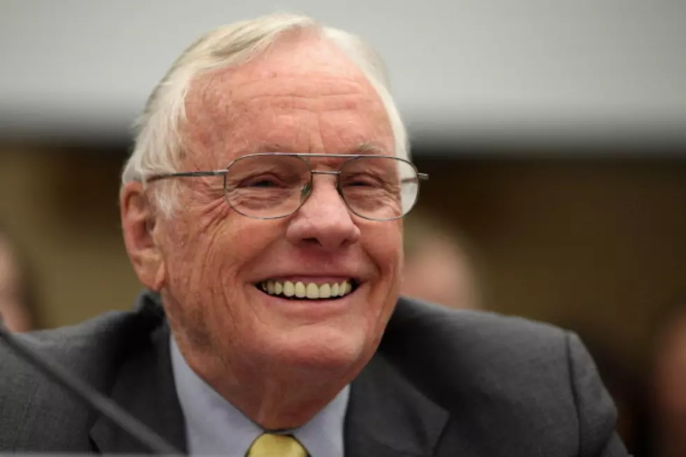Neil Armstrong, First Man on the Moon, Dead at 82 [VIDEO]