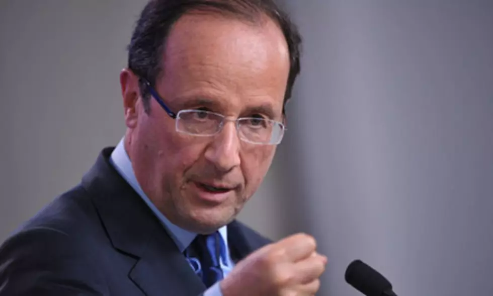 Greece Must Remain in Euro, Says French President