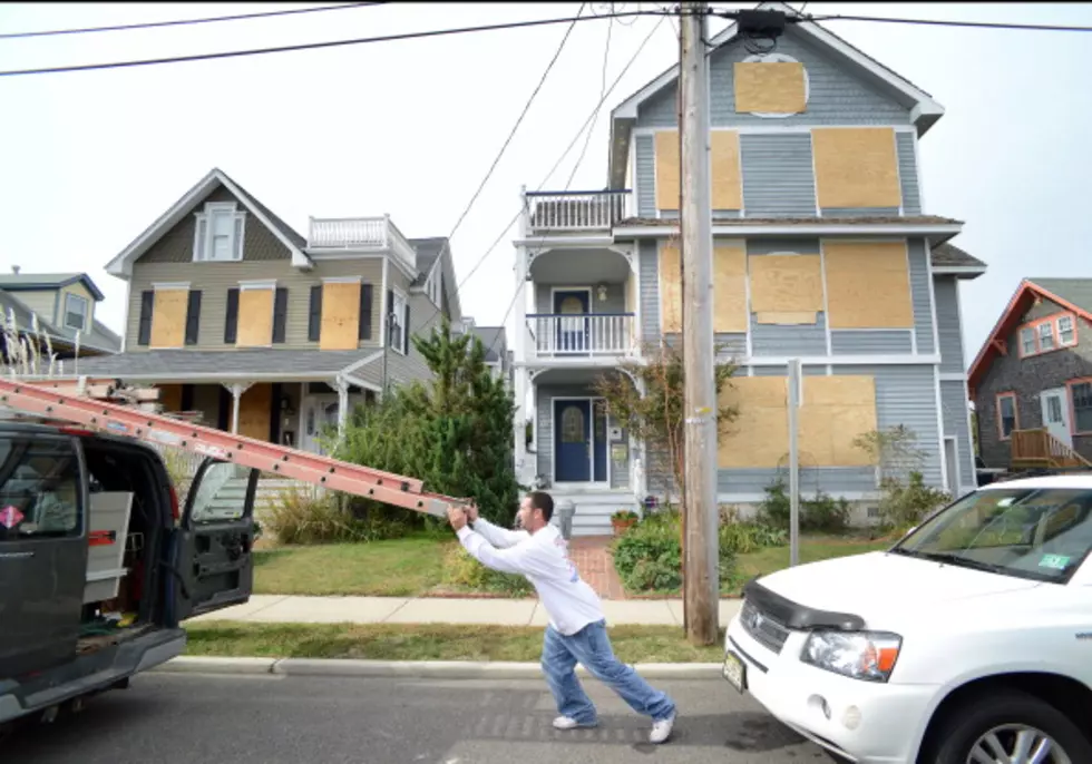 South Jersey Boards Up Homes, Prepares to Leave [PHOTOS]