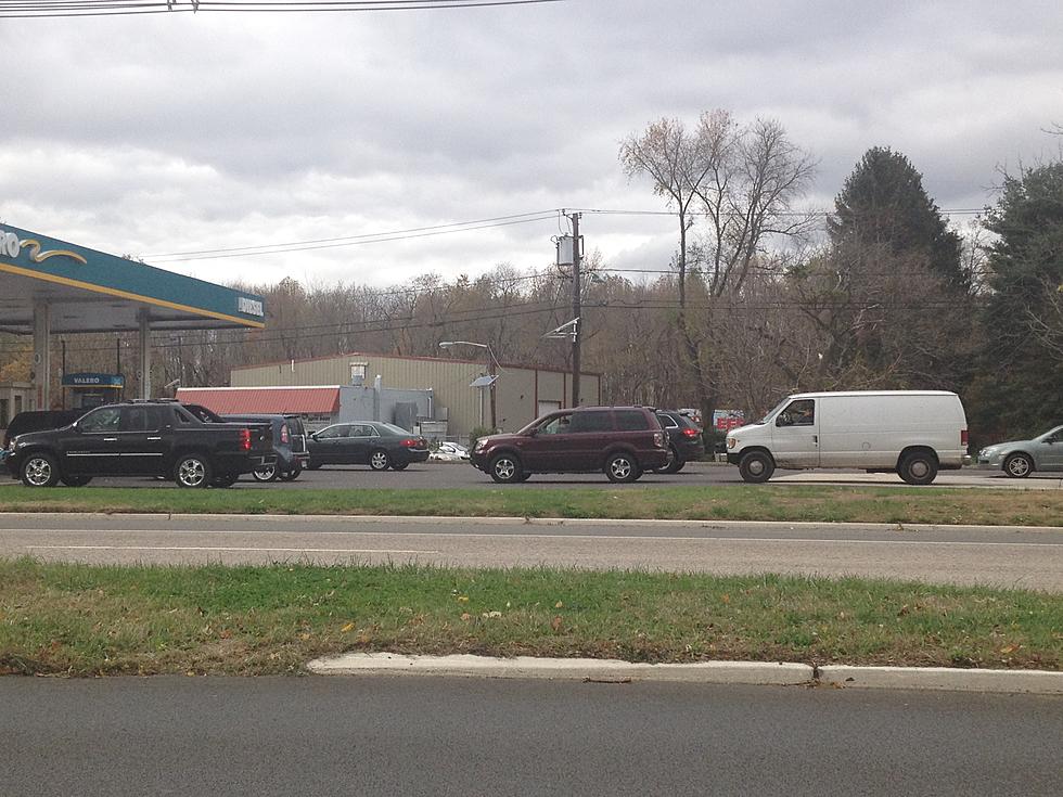 New Jersey Drivers Line Up For Gas