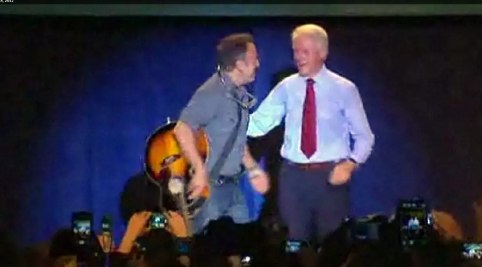 Springsteen Sings, Campaigns For Obama [VIDEO]