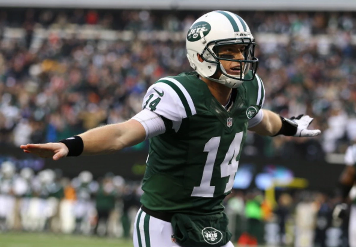 McElroy Replaces Sanchez, Leads Jets To 7-6 Win