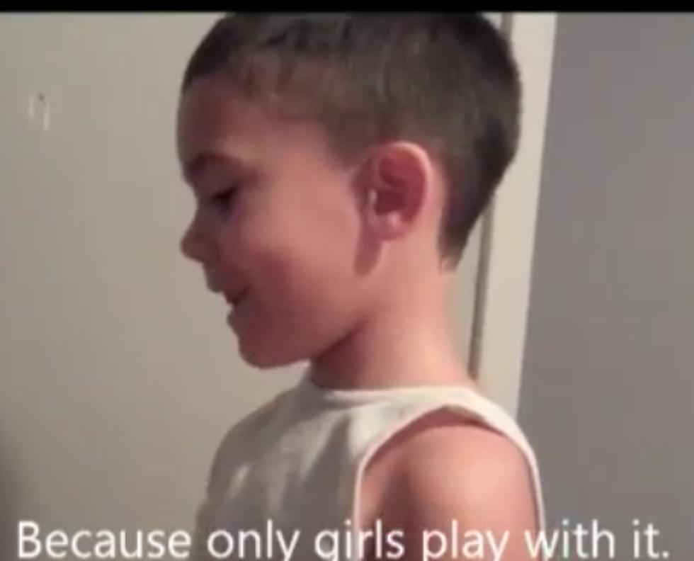 EZ Bake Ovens for Boys – Too Gender-Bending? [POLL/VIDEO]