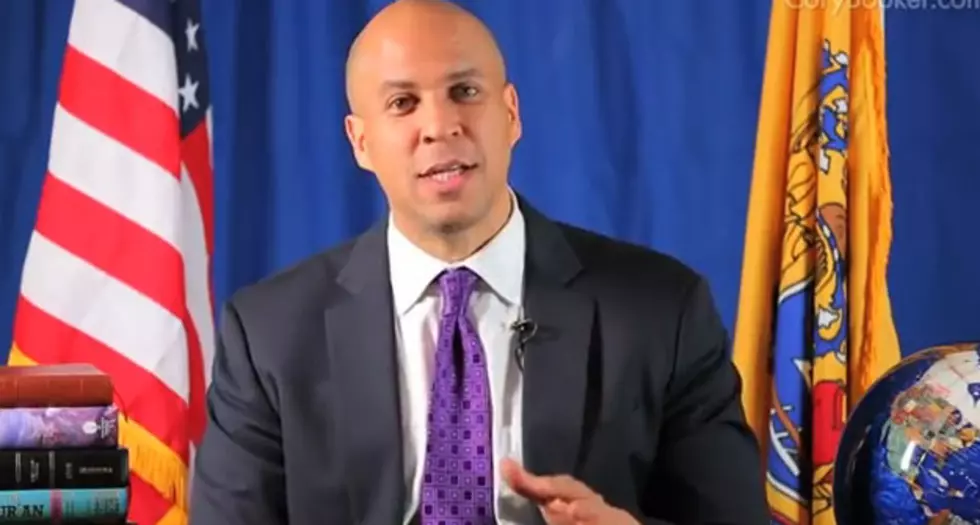 Newark Mayor Cory Booker Files for Senate Run in 2014