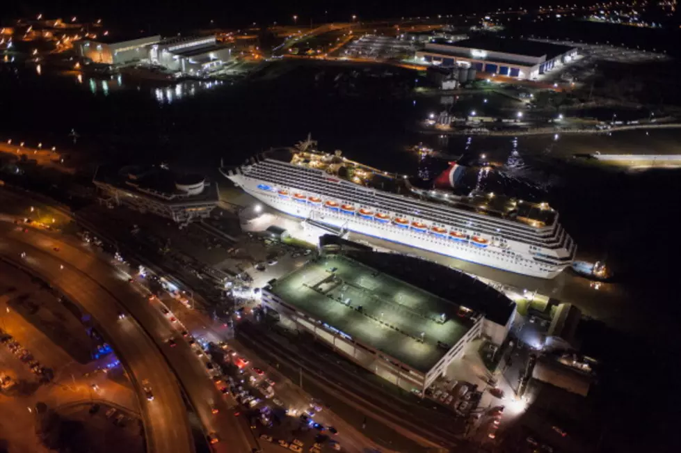 Crippled Cruise Ship Arrives At Alabama Terminal [VIDEO]