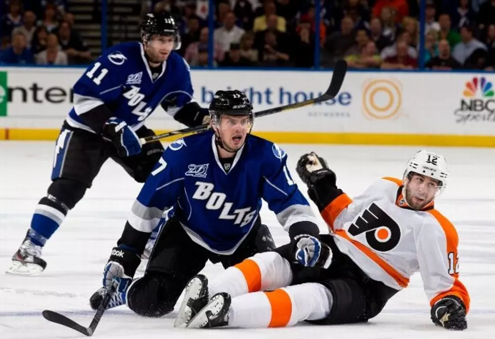 Flyers Fall to Lightning