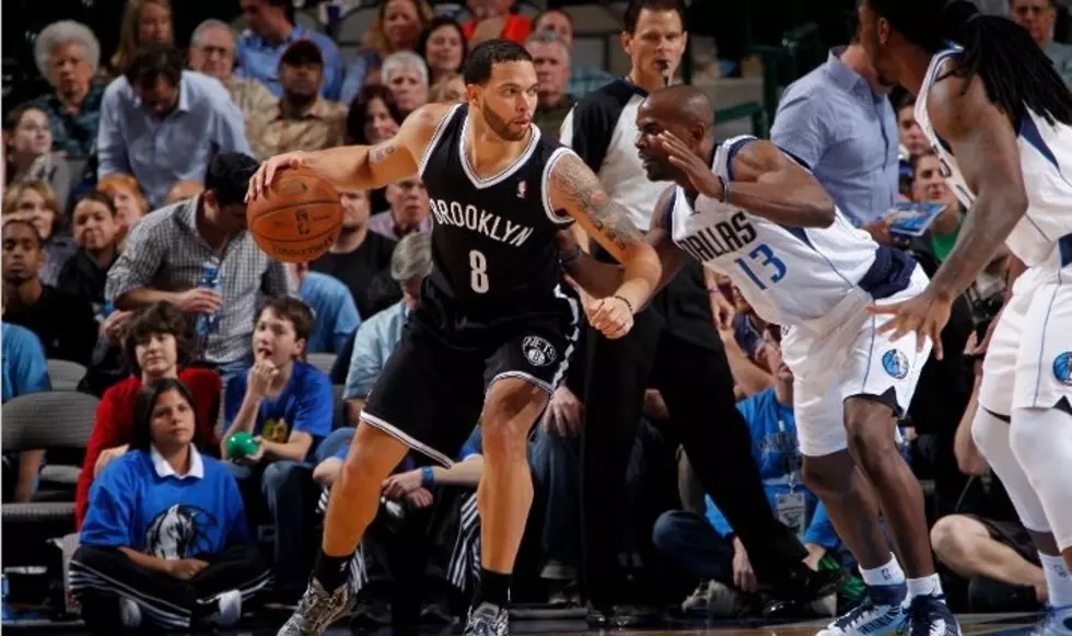 Lopez, Williams Lead Nets Past Mavericks