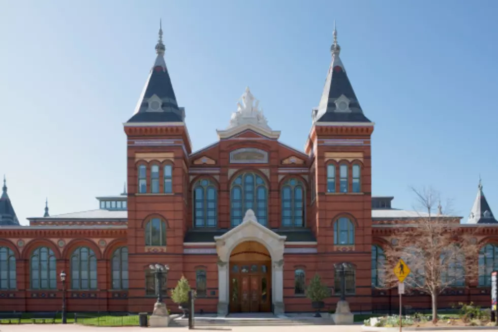 Smithsonian Closing Galleries Due to Budget Cuts