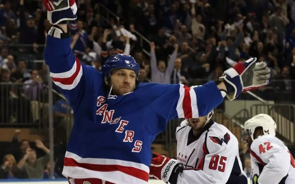 Rangers Hold Off Capitals to Even Series