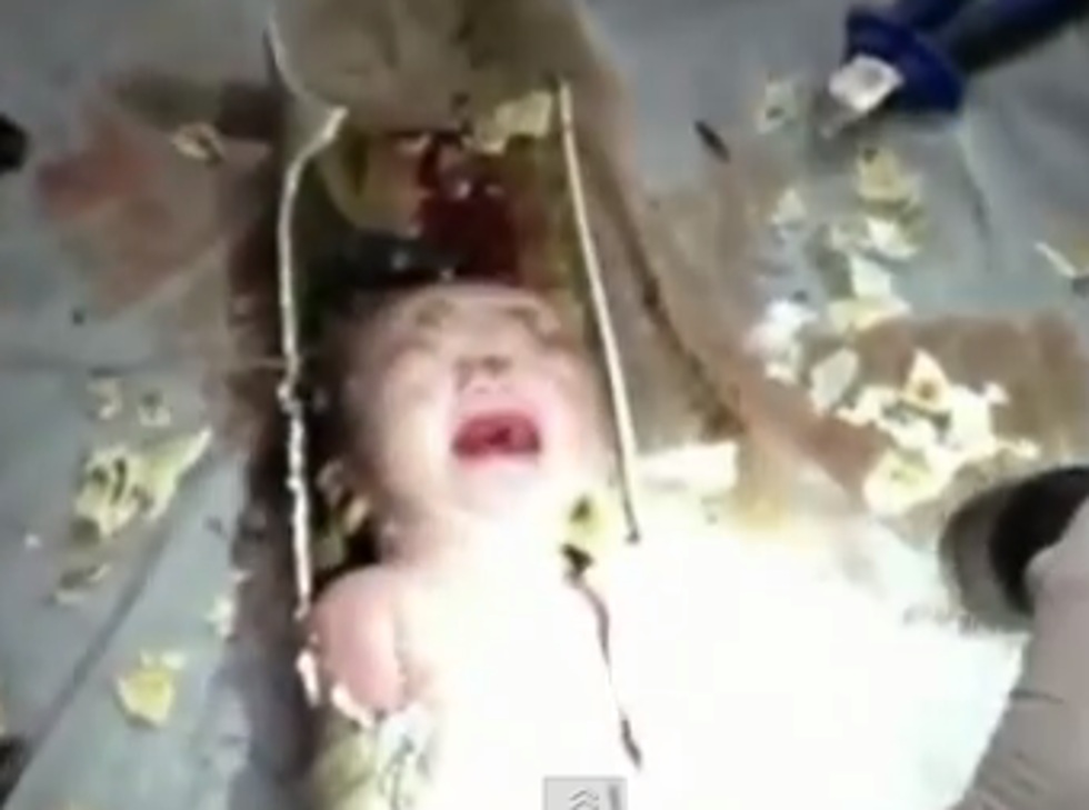 Mother of Chinese Baby Found in Toilet Pipe Says She Wants to Keep it [POLL/GRAPHIC VIDEO]