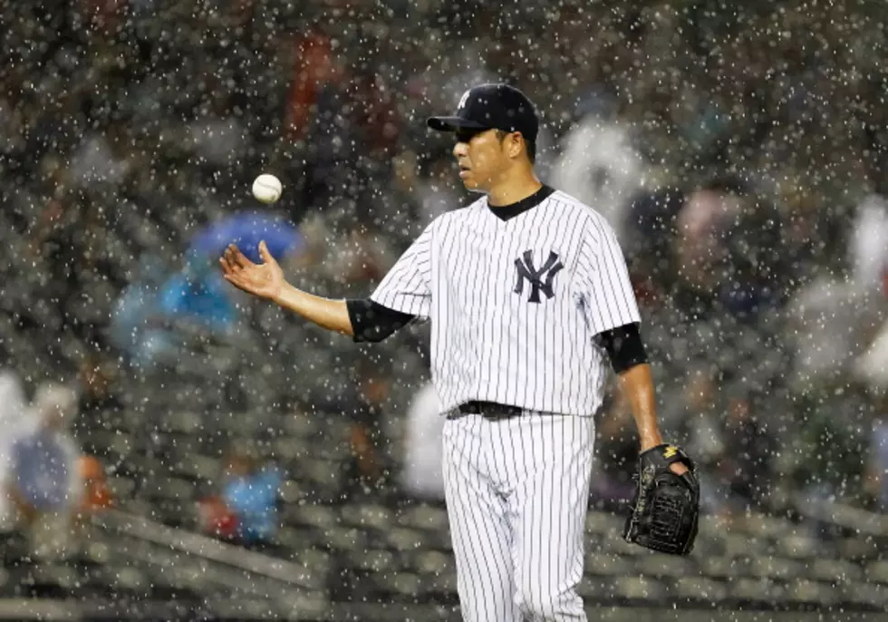 The Yankees and Red Sox Were Equally Scared of the Thunder Last Night [VIDEO]